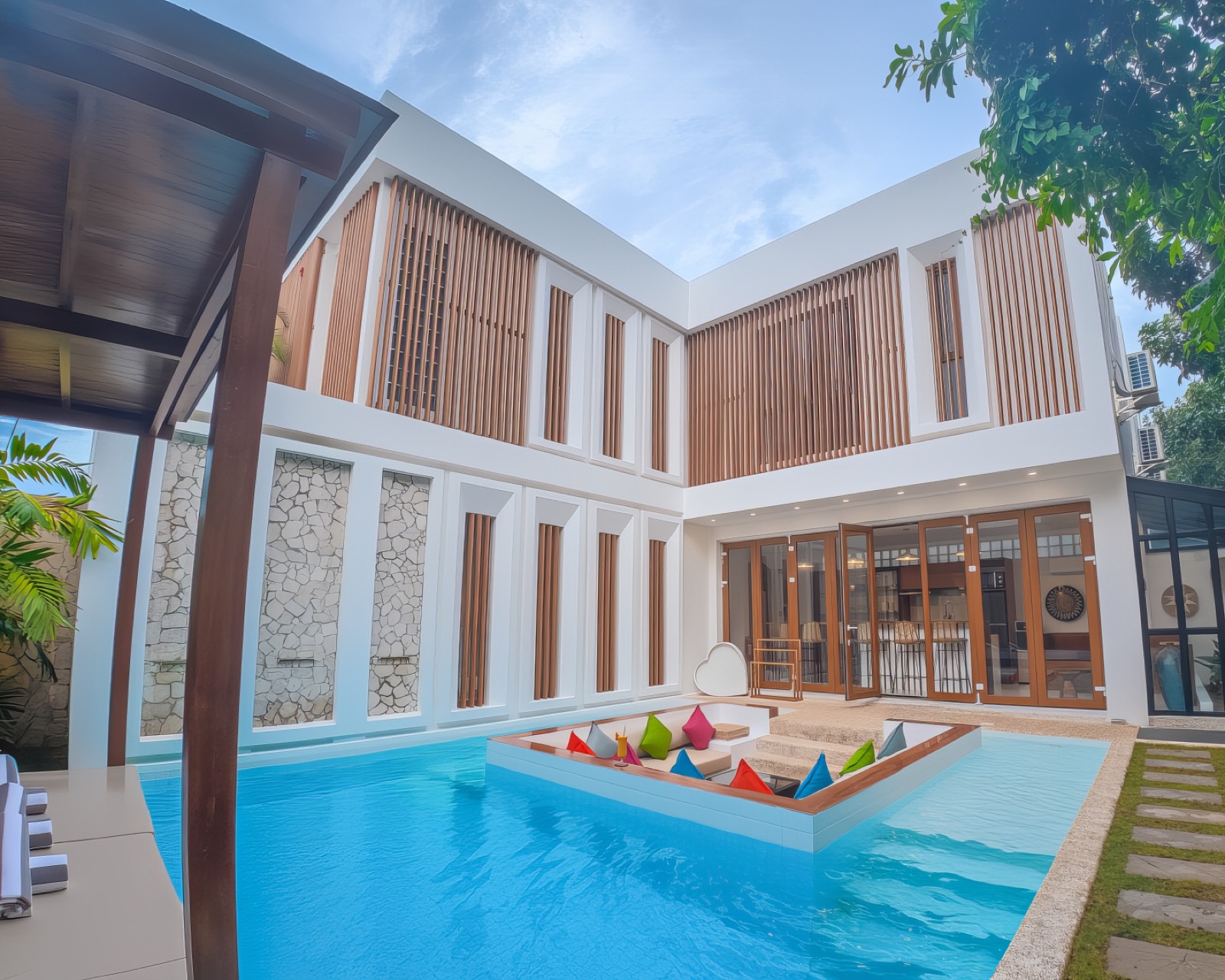 Why Rent a Private Pool Villa in Panglao (Instead of a Hotel Room)